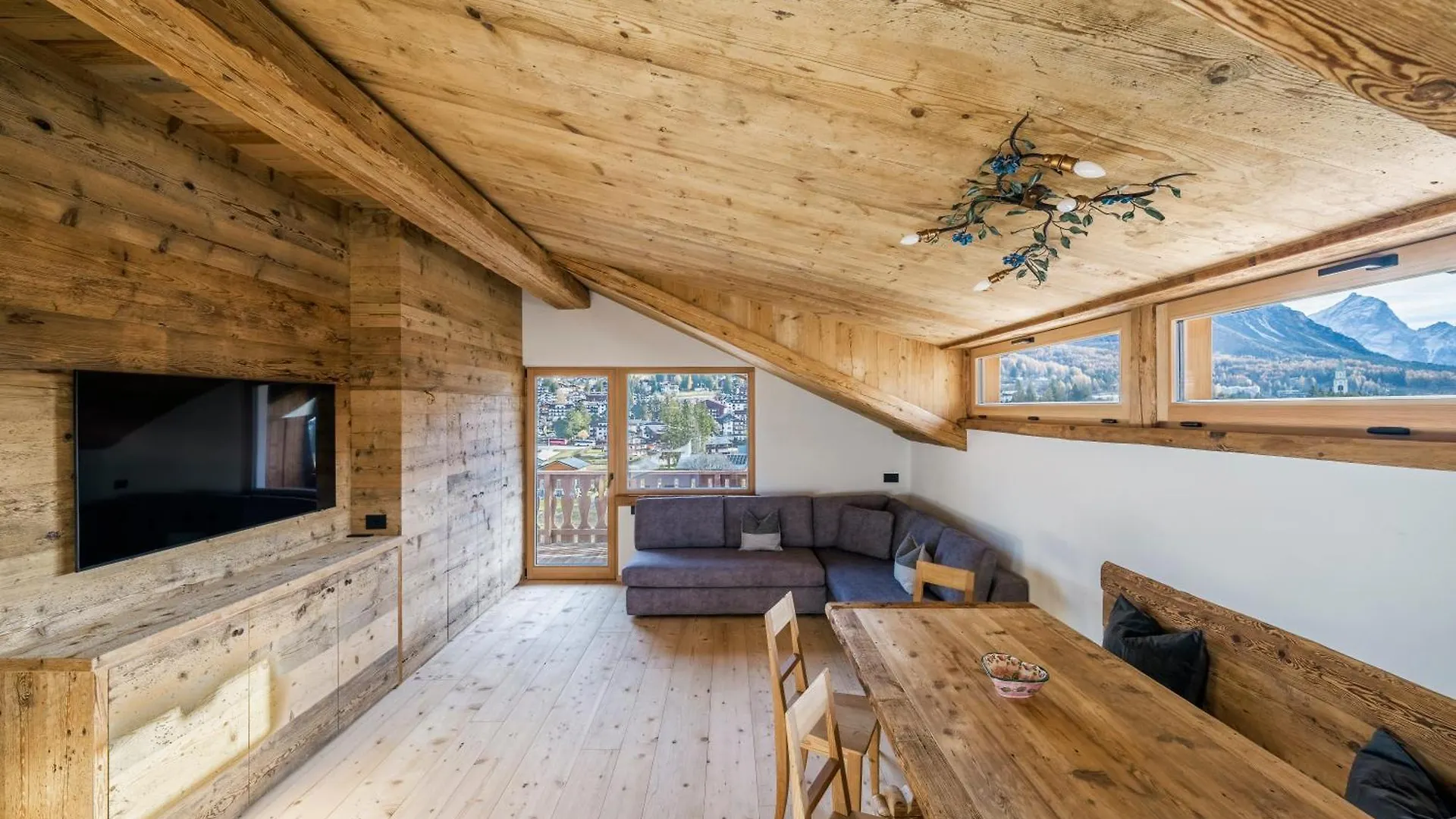 Chalet Ronco - Dolomiti Skyline Cortina dʼAmpezzo Itálie